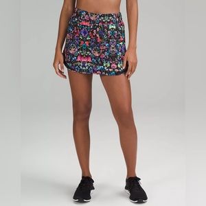 Lululemon Hotty Hot HR Skirt Sz 8